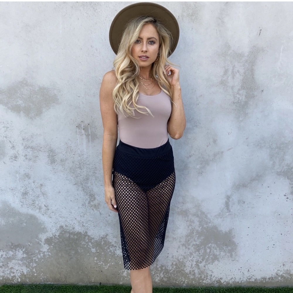 Dainty Hooligan NWT honey punch black midi mesh high waisted skirt